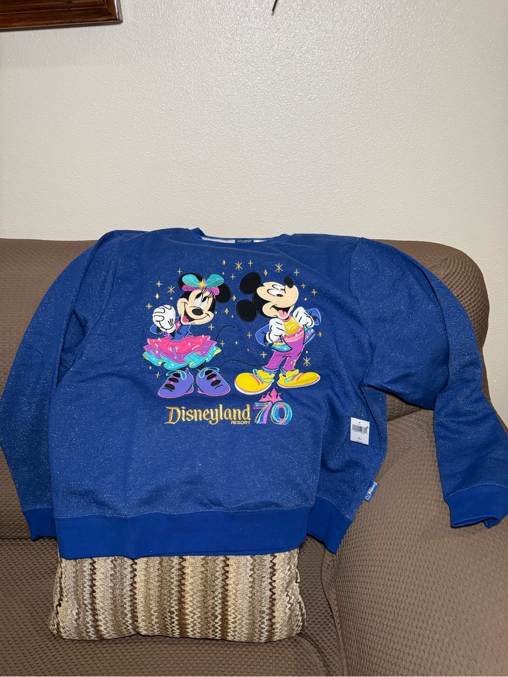 Disneyland 70th Anniversary Mickey Minnie Mouse Blue Shimmer Sweater XL Adult